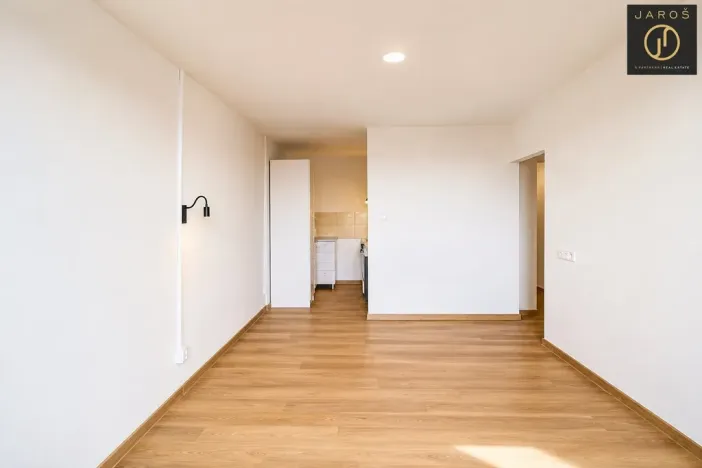Pronájem bytu 2+kk, Kladno, Americká, 40 m2