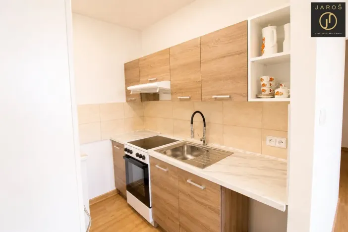 Pronájem bytu 2+kk, Kladno, Americká, 40 m2