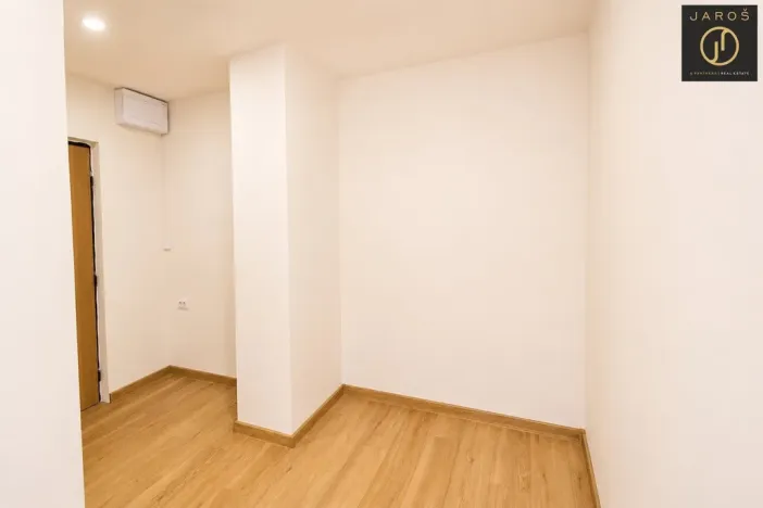 Pronájem bytu 2+kk, Kladno, Americká, 40 m2