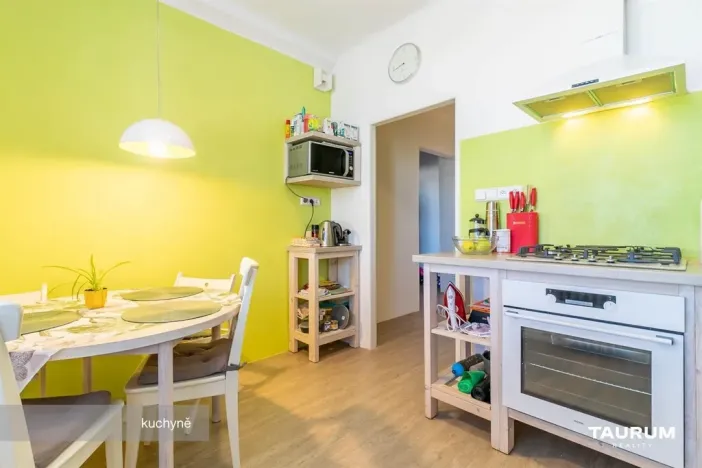 Pronájem bytu 2+1, Plzeň, Brojova, 55 m2