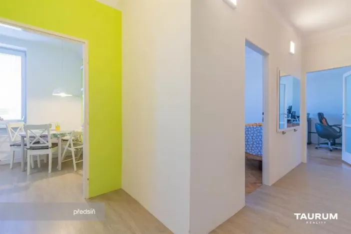 Pronájem bytu 2+1, Plzeň, Brojova, 55 m2