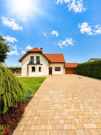 Prodej rodinného domu, Všestary - Rozběřice, 155 m2