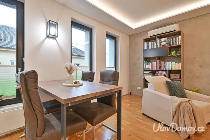 Prodej bytu 1+kk, Praha - Břevnov, Bělohorská, 52 m2