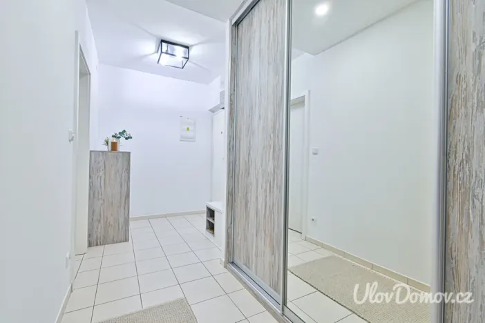 Prodej bytu 1+kk, Praha - Břevnov, Bělohorská, 52 m2
