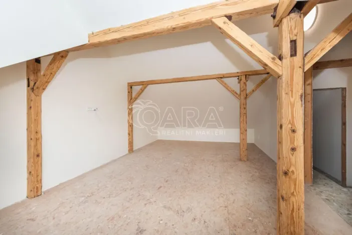 Prodej bytu 2+kk, Žacléř, Ml. horníků, 62 m2