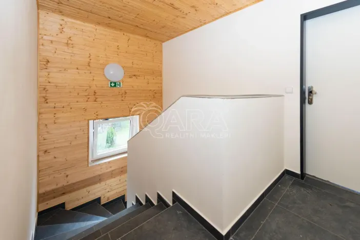 Prodej bytu 2+kk, Žacléř, Ml. horníků, 62 m2