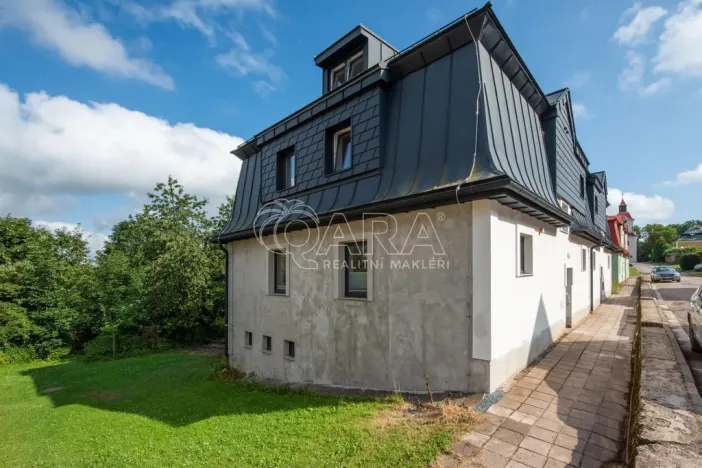 Prodej bytu 2+kk, Žacléř, Ml. horníků, 62 m2