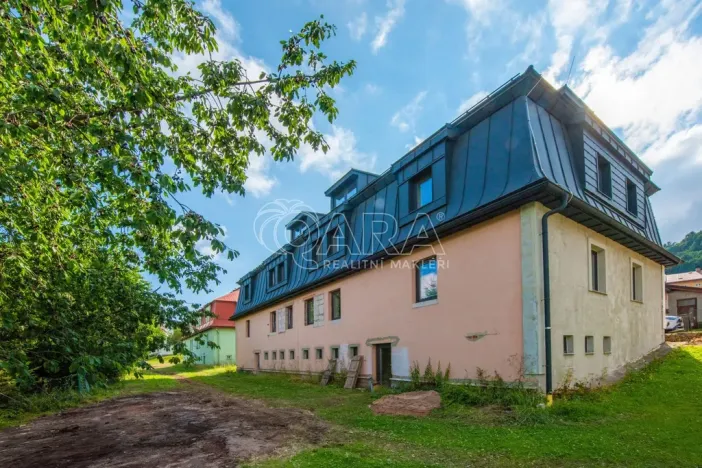 Prodej bytu 2+kk, Žacléř, Ml. horníků, 62 m2