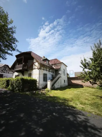 Prodej rodinného domu, Jenišov, 700 m2