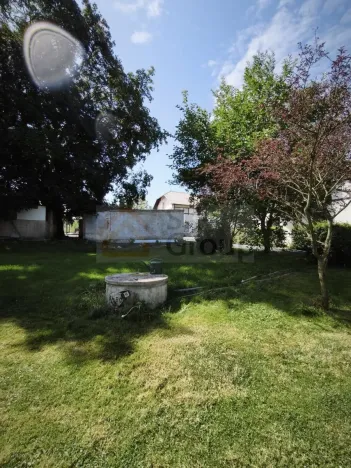 Prodej rodinného domu, Jenišov, 700 m2