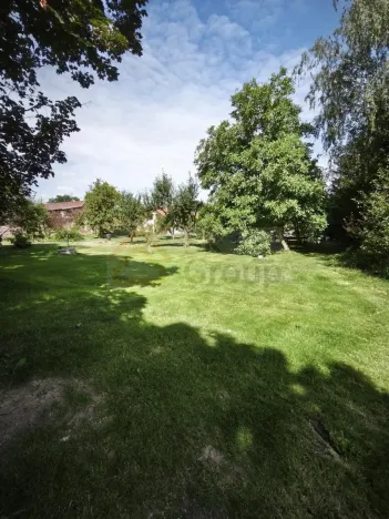 Prodej rodinného domu, Jenišov, 700 m2
