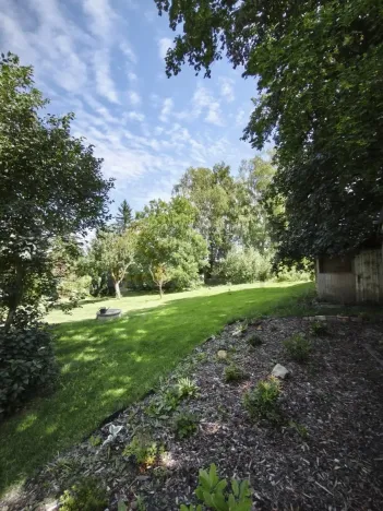 Prodej rodinného domu, Jenišov, 700 m2