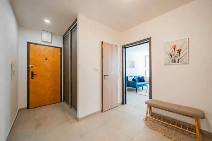 Prodej bytu 3+1, Praha - Čimice, Ouholická, 79 m2