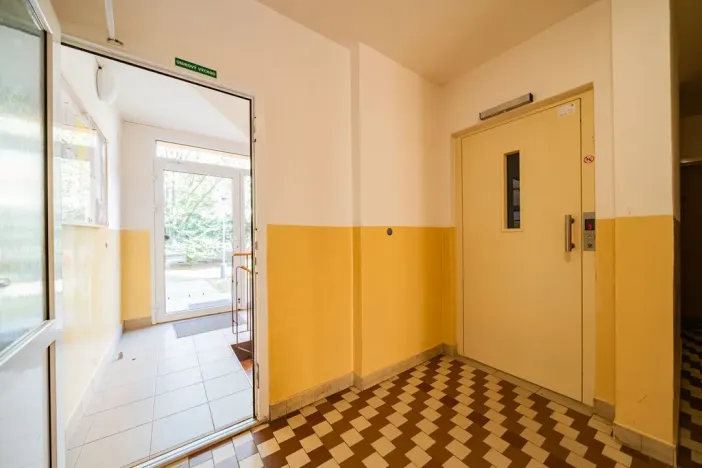 Prodej bytu 3+1, Praha - Čimice, Ouholická, 79 m2