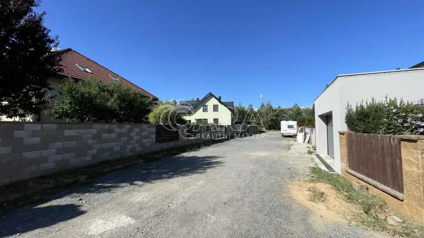 Prodej pozemku pro bydlení, Hradešín, 812 m2