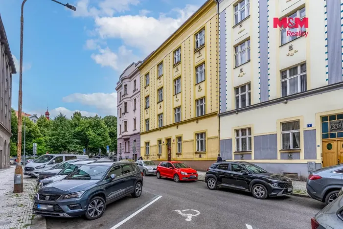 Prodej bytu 2+1, Praha - Dejvice, Kafkova, 43 m2