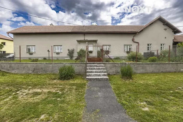 Prodej rodinného domu, Sebranice, 989 m2