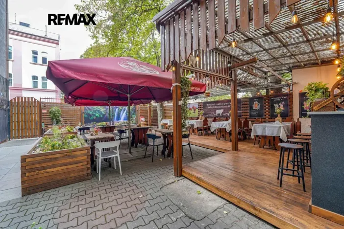 Pronájem restaurace, Plzeň, 288 m2
