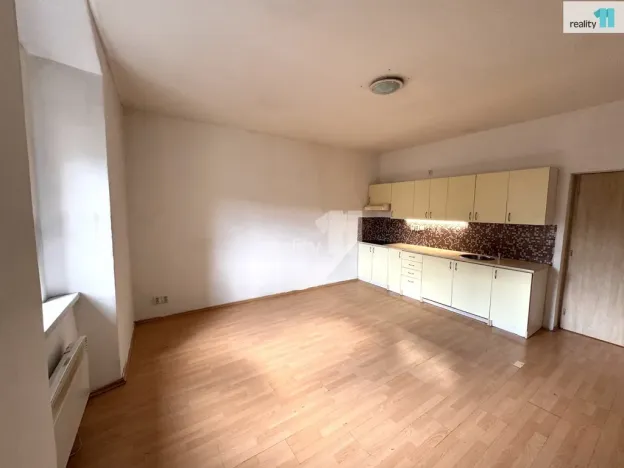 Pronájem bytu 2+kk, Beroun - Beroun-Centrum, Pivovarská, 37 m2
