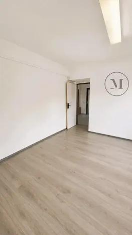 Pronájem kanceláře, České Budějovice, Hlinská, 28 m2