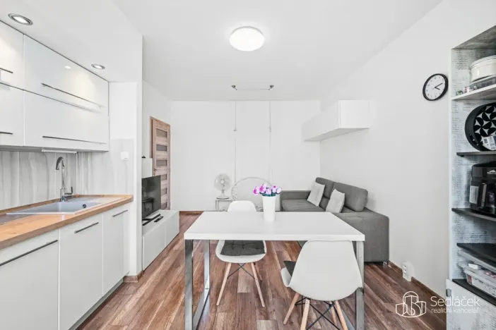 Prodej bytu 3+kk, Plzeň - Doubravka, Staniční, 58 m2