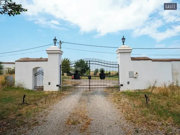 Prodej komerčního pozemku, Vlasatice, 83936 m2