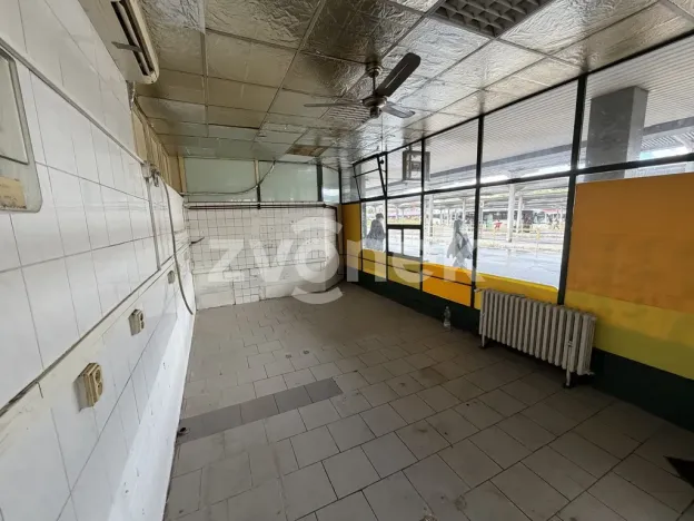 Pronájem obchodního prostoru, Zlín, Trávník, 21 m2