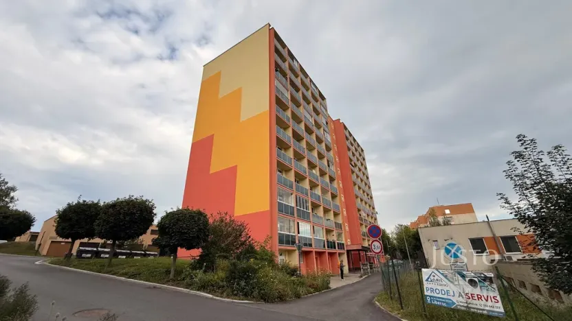 Pronájem bytu 1+1, Liberec, Nad Školou, 34 m2