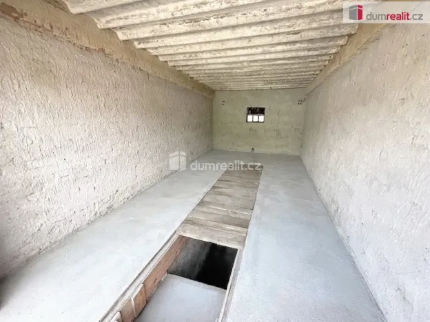 Pronájem garáže, Uherské Hradiště, Revoluční, 21 m2