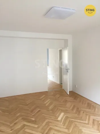 Pronájem bytu 2+kk, Pardubice, Na Hrádku, 53 m2