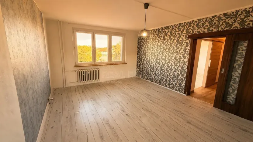 Pronájem bytu 2+1, Karlovy Vary, Svobodova, 34 m2