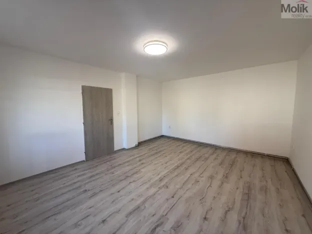 Pronájem bytu 1+1, Peruc, V Edenu, 44 m2