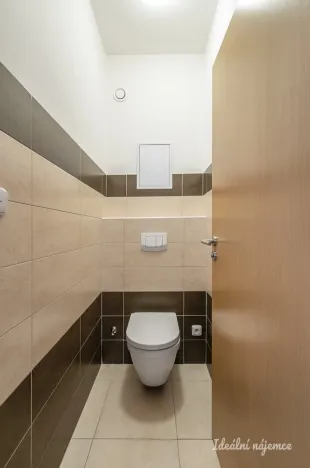 Pronájem bytu 2+kk, Jesenice, Cedrová, 69 m2