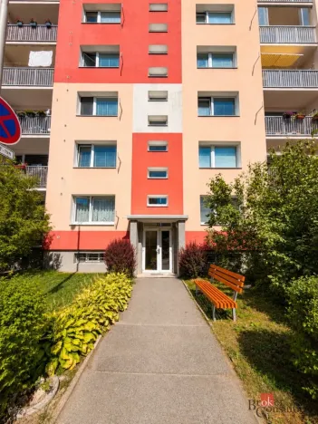 Prodej bytu 2+kk, Liberec - Liberec XXV-Vesec, Holubova, 44 m2