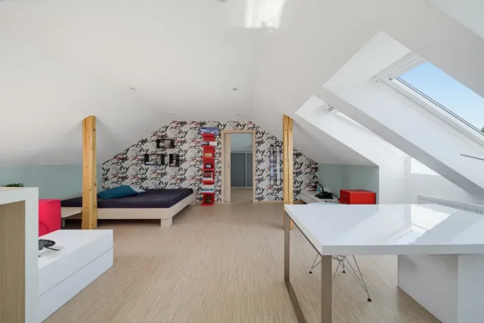 Prodej rodinného domu, Luženičky, 300 m2