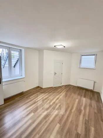 Pronájem bytu 3+kk, Praha - Smíchov, Na Provaznici, 74 m2
