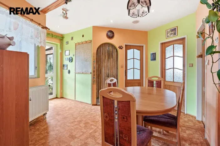 Prodej rodinného domu, Lomnice nad Popelkou, Komenského, 234 m2