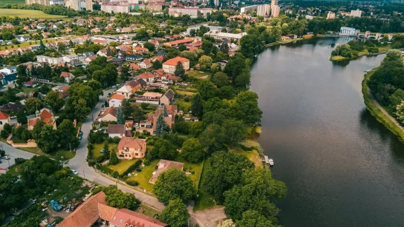 Prodej pozemku pro bydlení, Neratovice, Palackého, 2460 m2