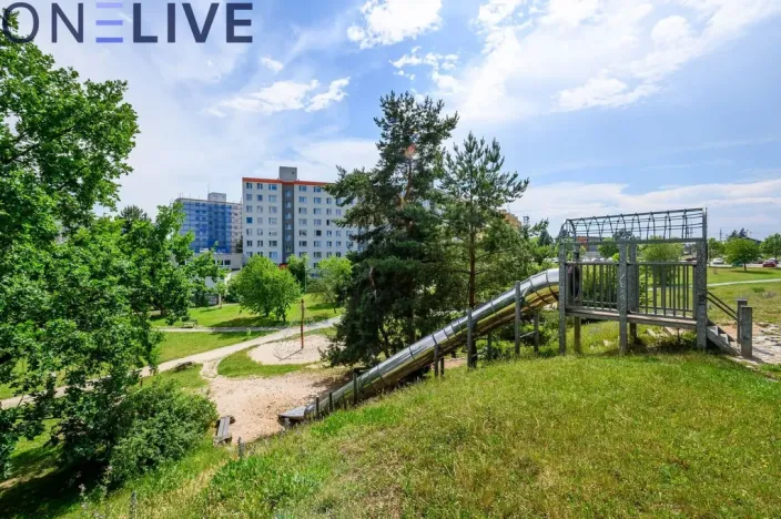 Prodej bytu 3+1, Plzeň, Žlutická, 75 m2