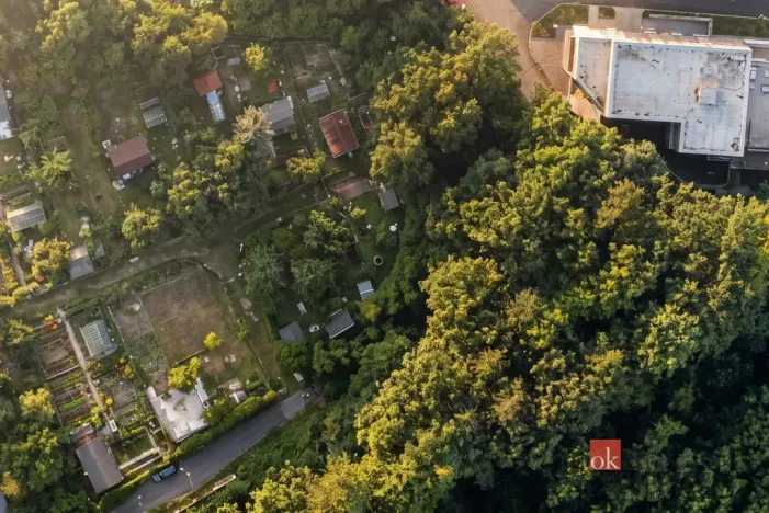 Prodej zahrady, Karlovy Vary, 300 m2