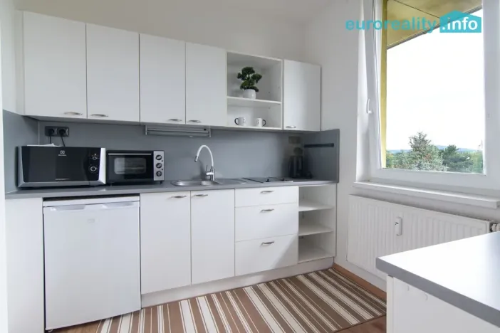 Pronájem bytu 2+kk, Doksy, Sochorova, 35 m2