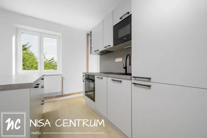 Pronájem bytu 5+kk, Liberec - Liberec III-Jeřáb, Na Bojišti, 84 m2