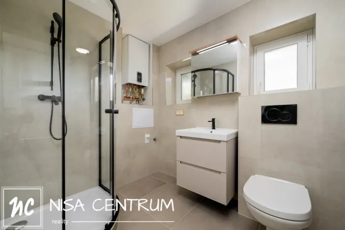 Pronájem bytu 5+kk, Liberec - Liberec III-Jeřáb, Na Bojišti, 84 m2