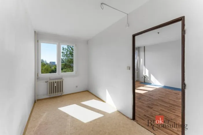 Prodej bytu 3+1, Hradec Králové - Slezské Předměstí, Severní, 53 m2