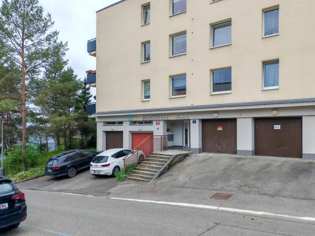 Pronájem bytu 1+1, Praha - Smíchov, Štorkánova, 33 m2