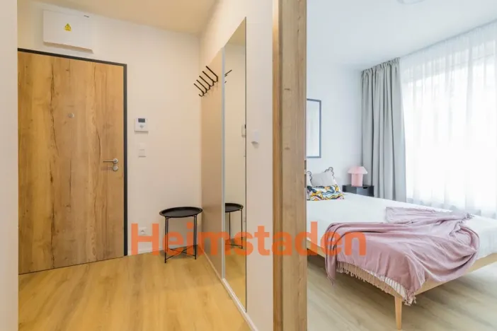 Pronájem bytu 2+kk, Praha - Holešovice, U Pergamenky, 53 m2