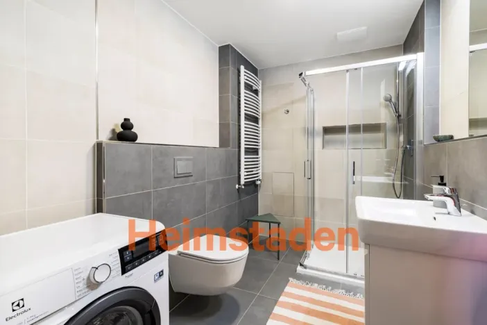 Pronájem bytu 2+kk, Praha - Holešovice, U Pergamenky, 53 m2