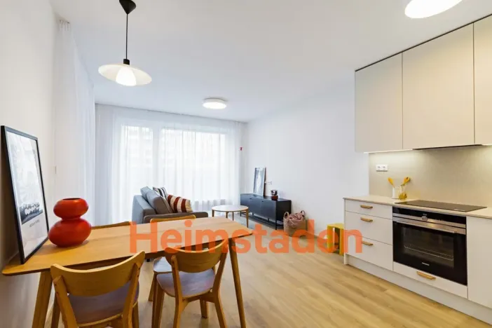 Pronájem bytu 2+kk, Praha - Holešovice, Vrbenského, 61 m2