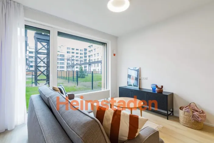 Pronájem bytu 2+kk, Praha - Holešovice, Vrbenského, 61 m2