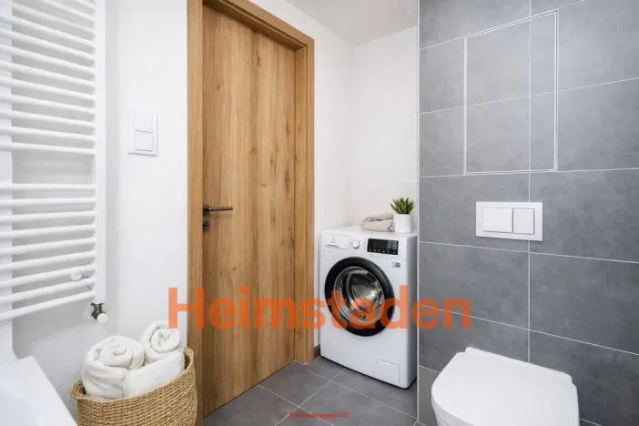 Pronájem bytu 2+kk, Praha - Holešovice, Vrbenského, 61 m2